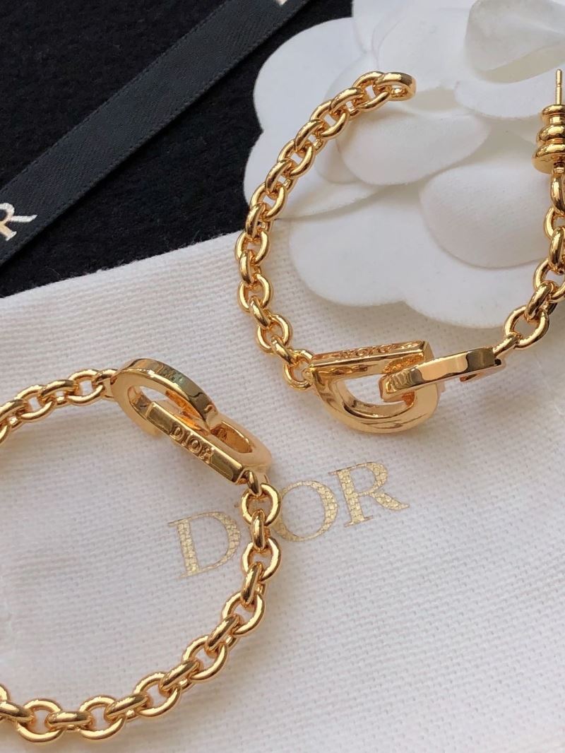 chr1st1an D10r earrings